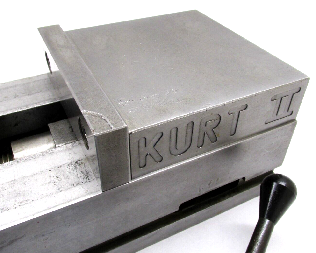 KURT 6" PULL-TYPE II CNC MACHINE VISE w/ JAWS & HANDLE - #PT600