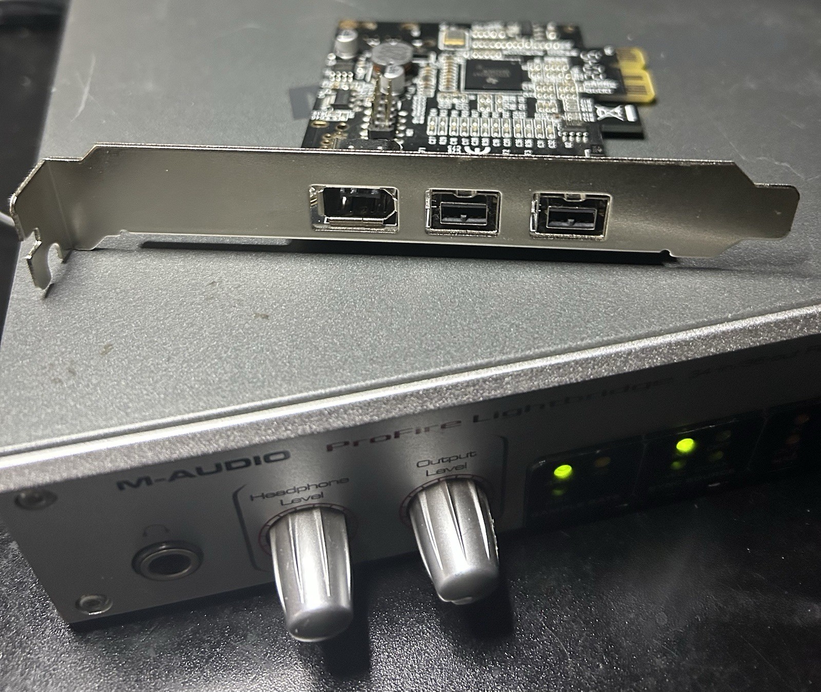 M-Audio ProFire Lightbridge 34-in/36-out FireWire Audio interface/Pcie card