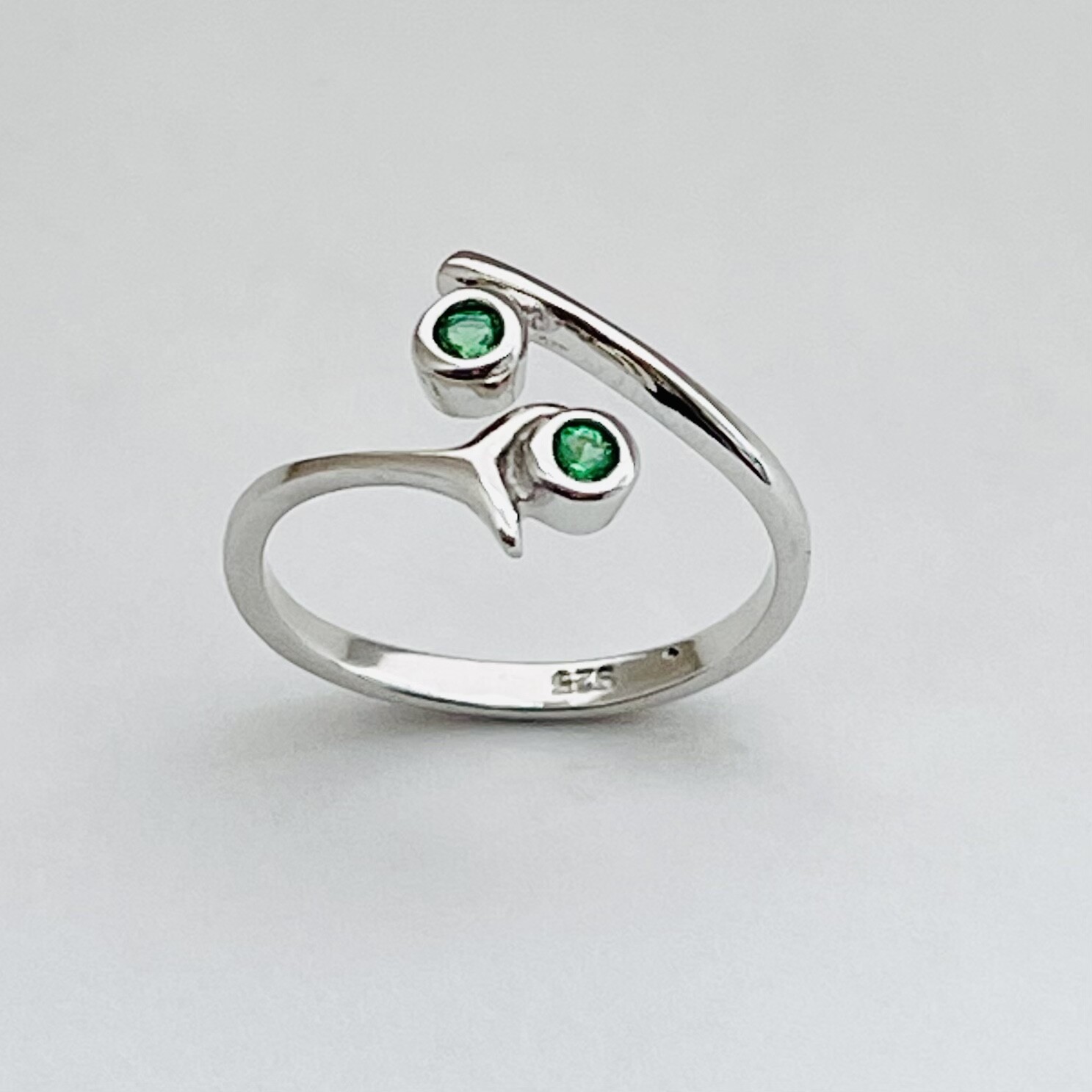 Sterling Silver Toe Ring With Emerald CZ, Silver Ring, CZ Ring, May Birthstone