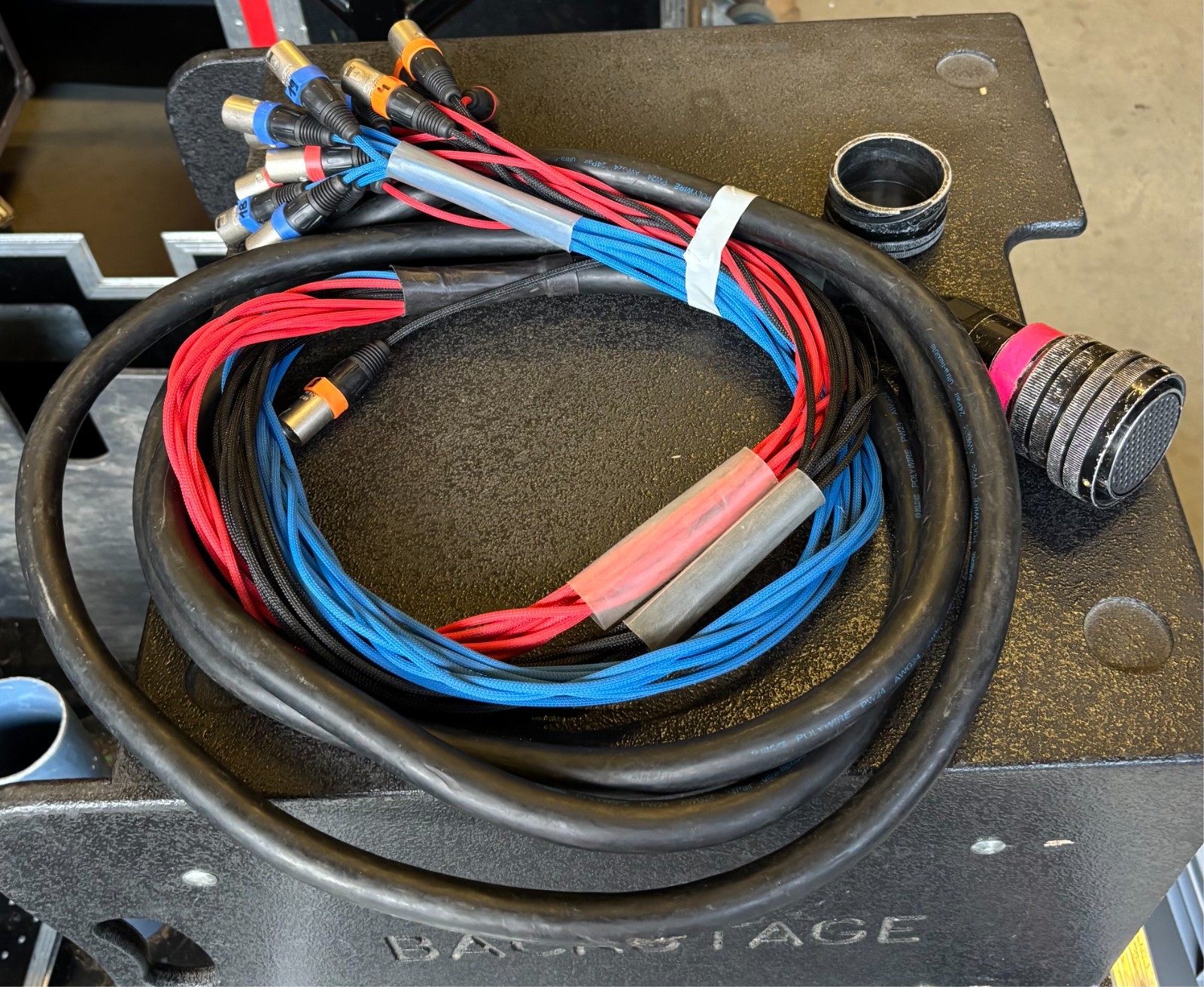 Block like LK85 24CH split female to 24 XLR 3pin