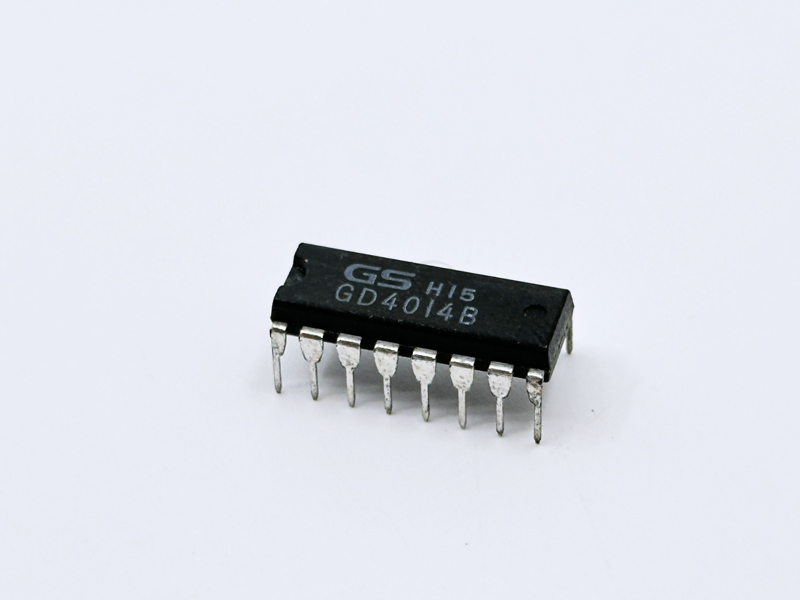 2PCS GD4014B GS 8-Stage Shift Register Parallel Load Serial DIP-16