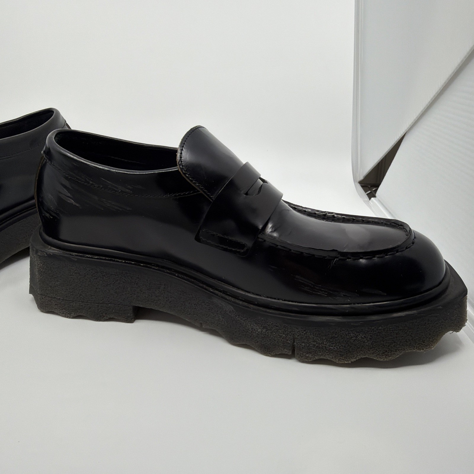 Off White Leather Loafers Size 40