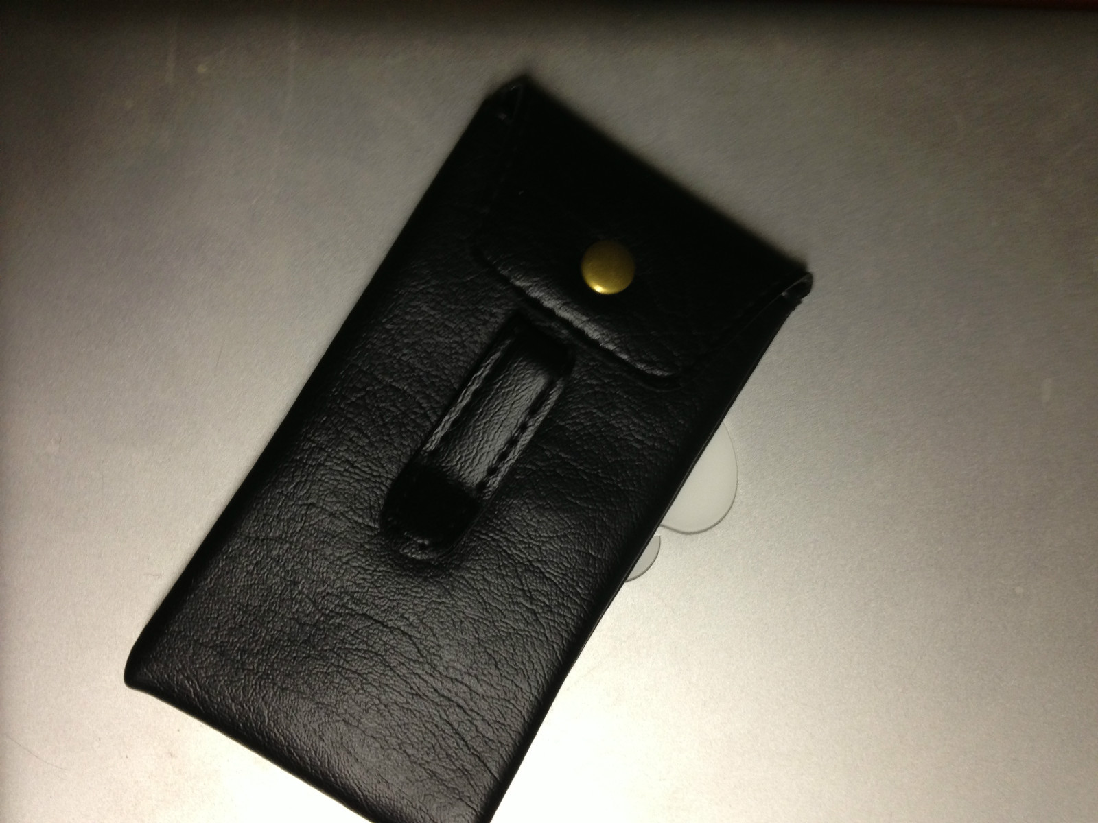 pocket clip eyeglass case with flap, soft inside iAd85!