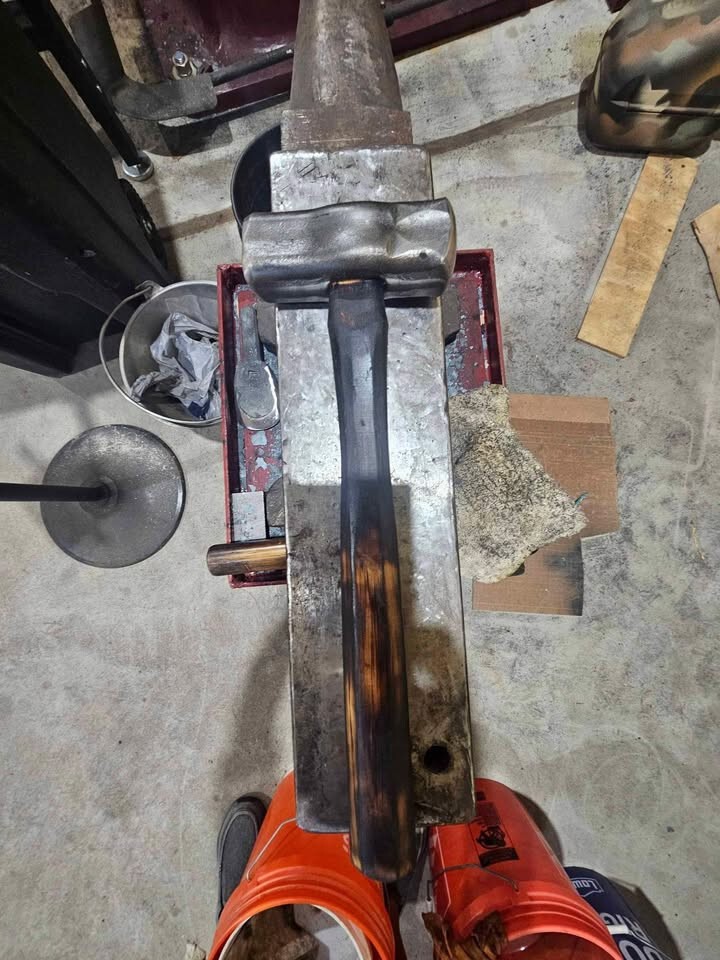 blacksmith forged rounding 3 lb hammer