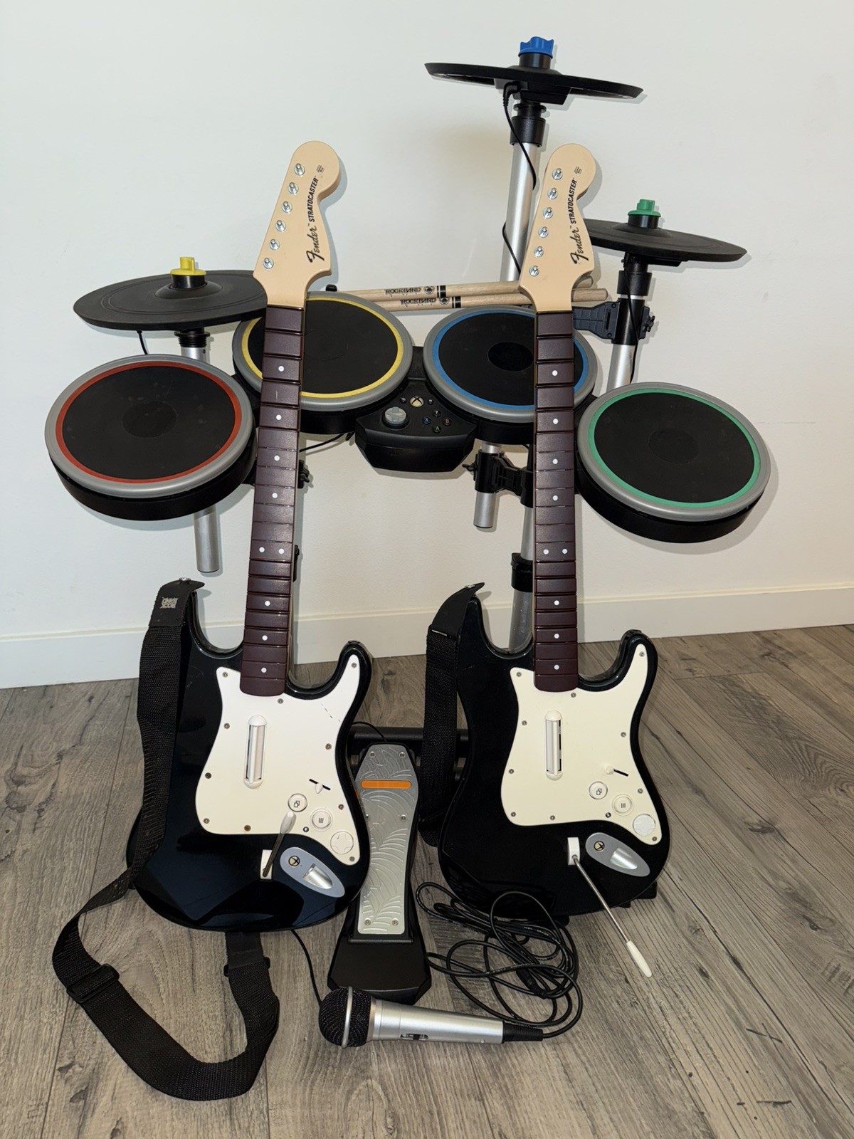 Rock Band 4 Xbox One Wireless Bundle 2 Guitars, Drums, Mic