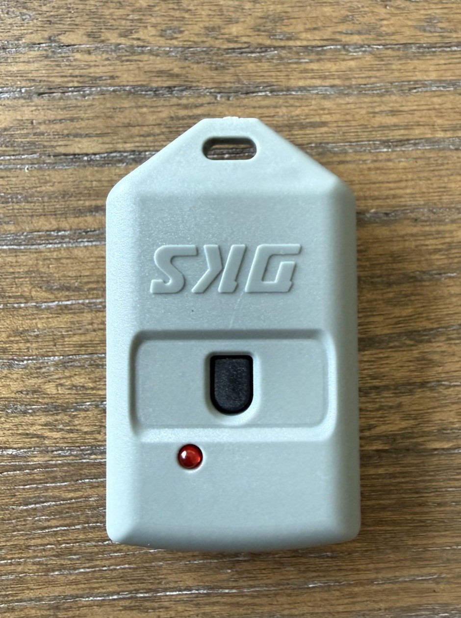 Door King 8066080 - Door King 1 Button Transmitter - USA - No Instructions