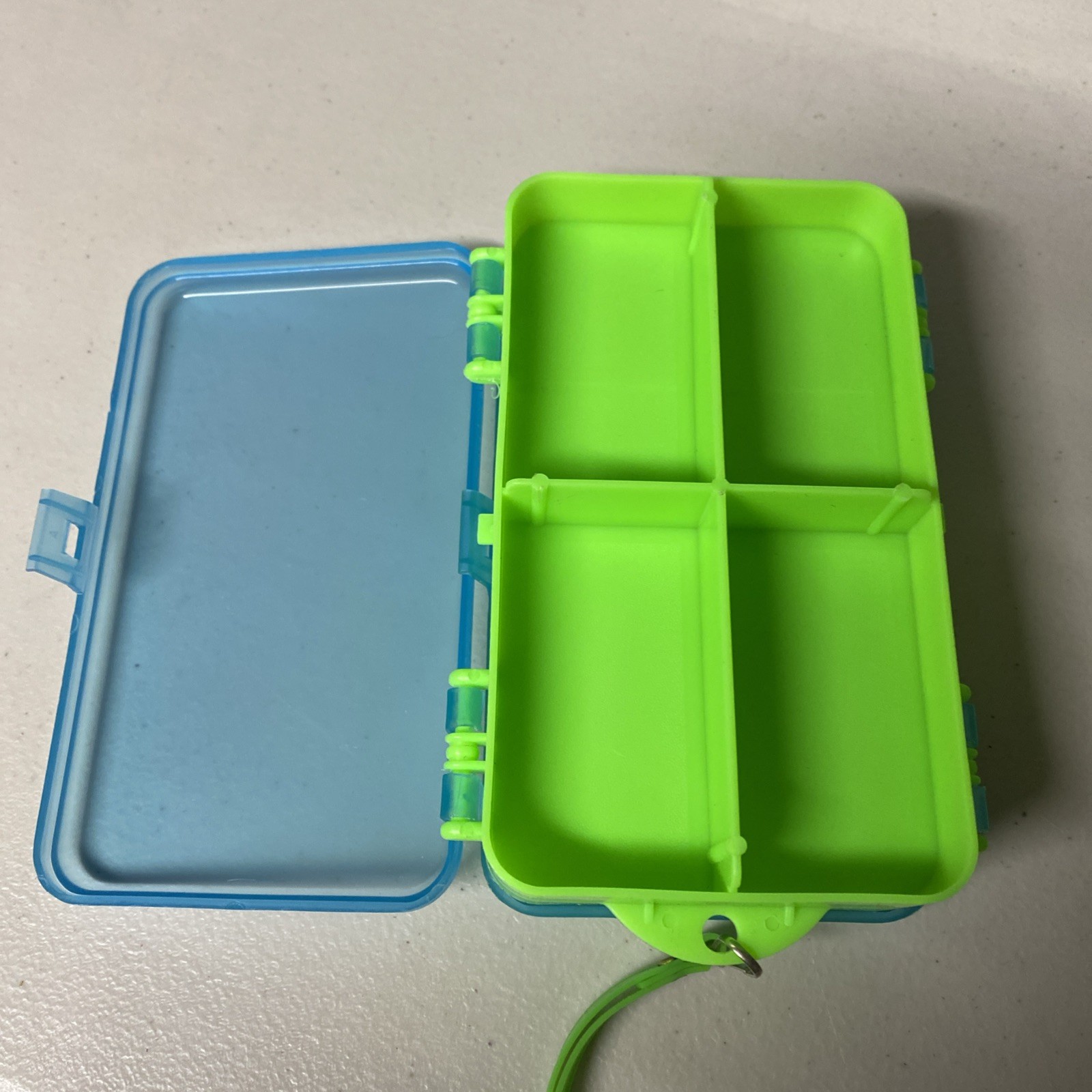 8 tray crafting travel container with wrist strap