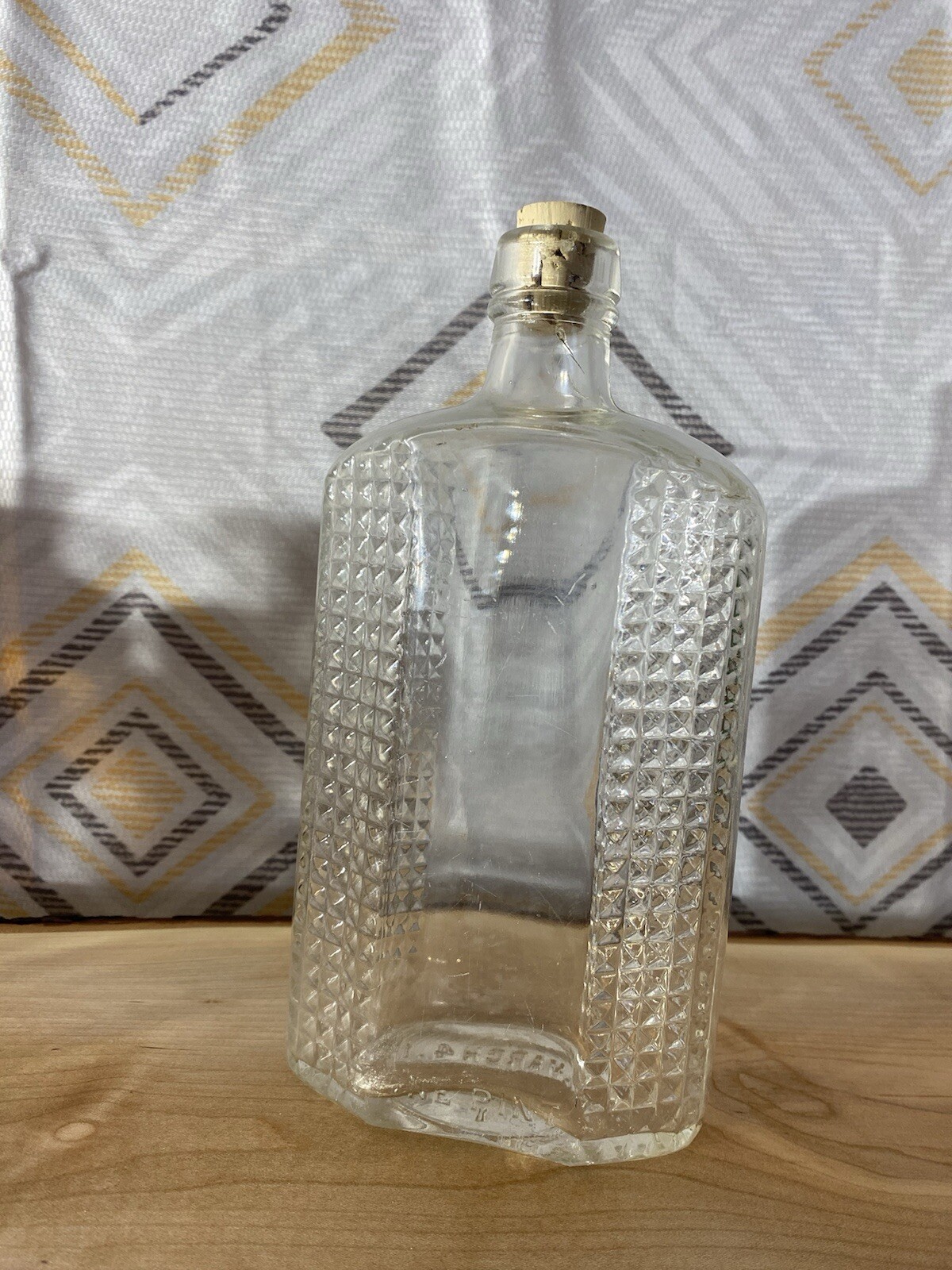 Vntg One Pint Clear Glass Liquor Bottle. Cork Top, DiamondPattern Sides Art Deco