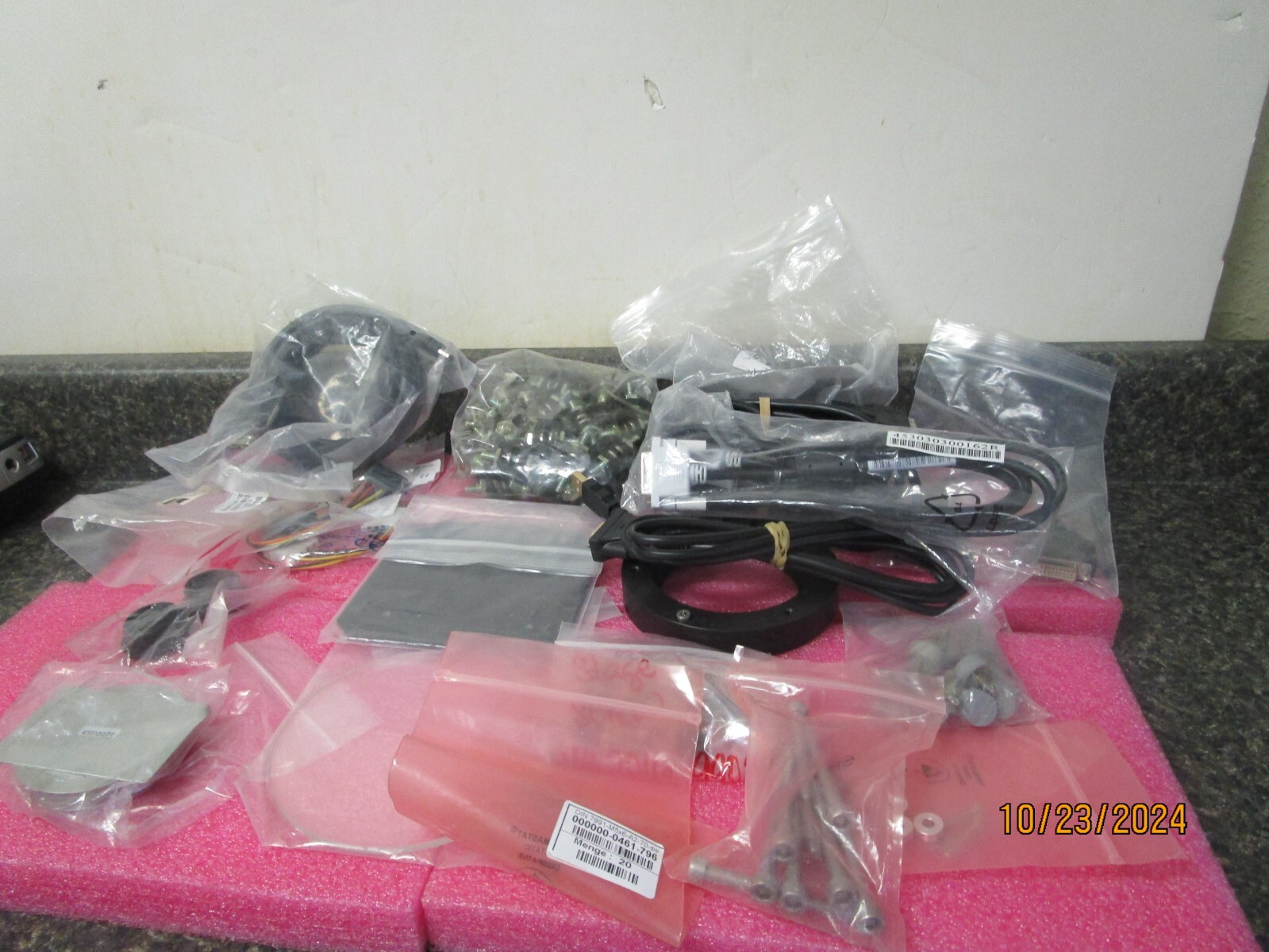 New Misc Lot of Zeiss MicroScope Parts / Hardware and Cables - See Pictures