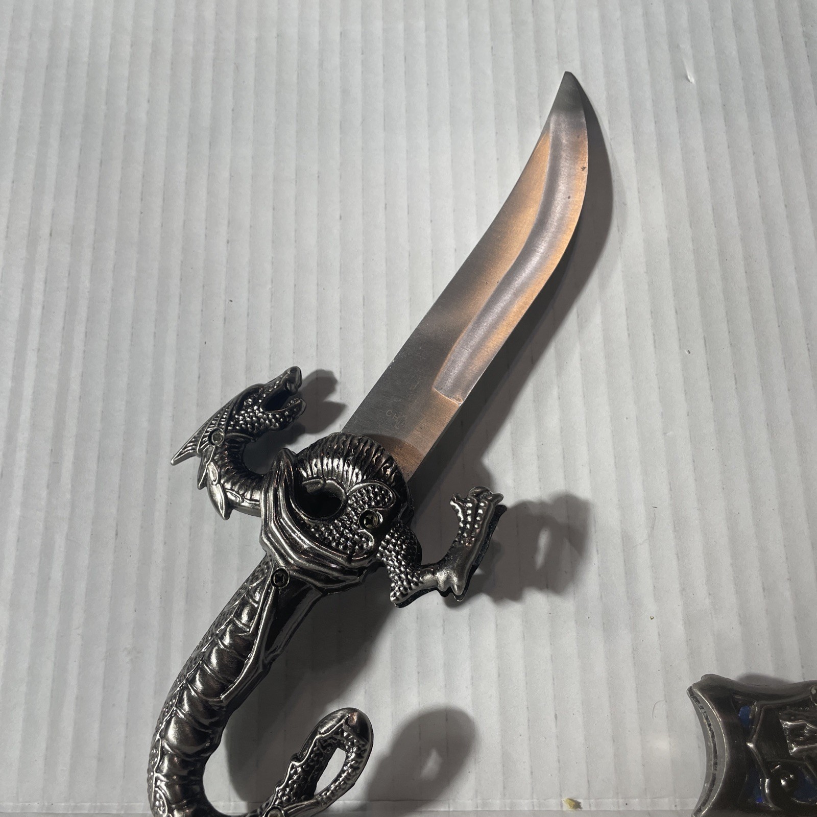 10" Collectible Fantasy Blue Dragon Dagger Knife Blade Ornate Standing Steel