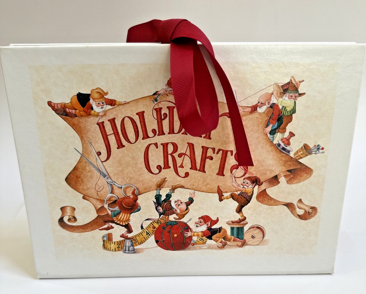 Vintage 1983 Hallmark Holiday Crafts Gnomes Accordion Expanding File Folder Box