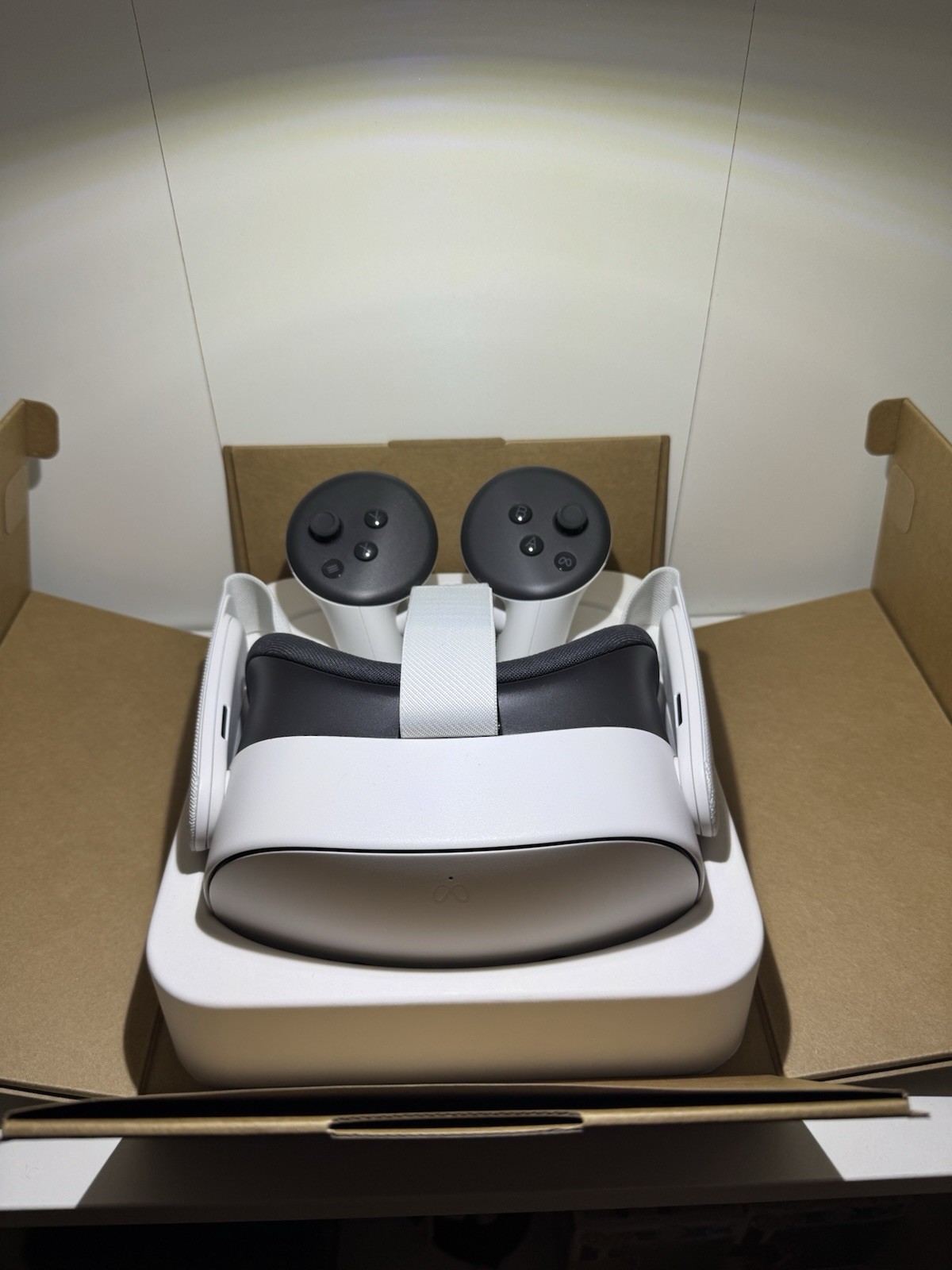 Meta Quest 3S Virtual Reality Headset 128GB
