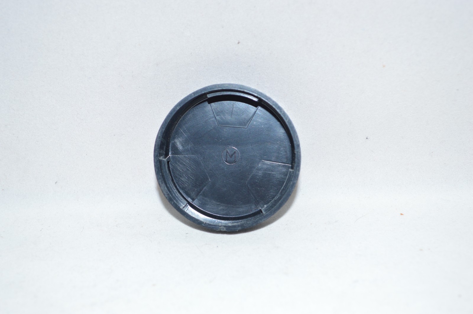 Generic Minolta MD Hard Plastic Rear Lens Cap (LC-225)