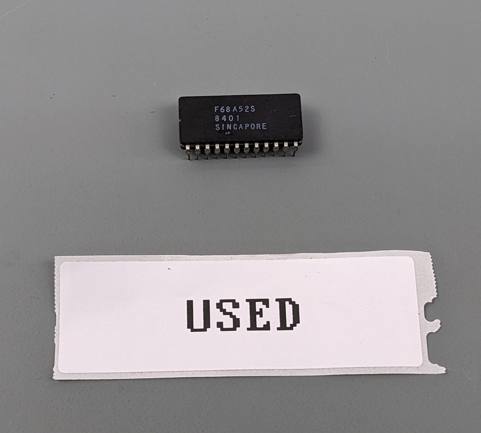 Fairchild F68A52S Synchronous Data Adaptor IC for F6800 Series CPUs