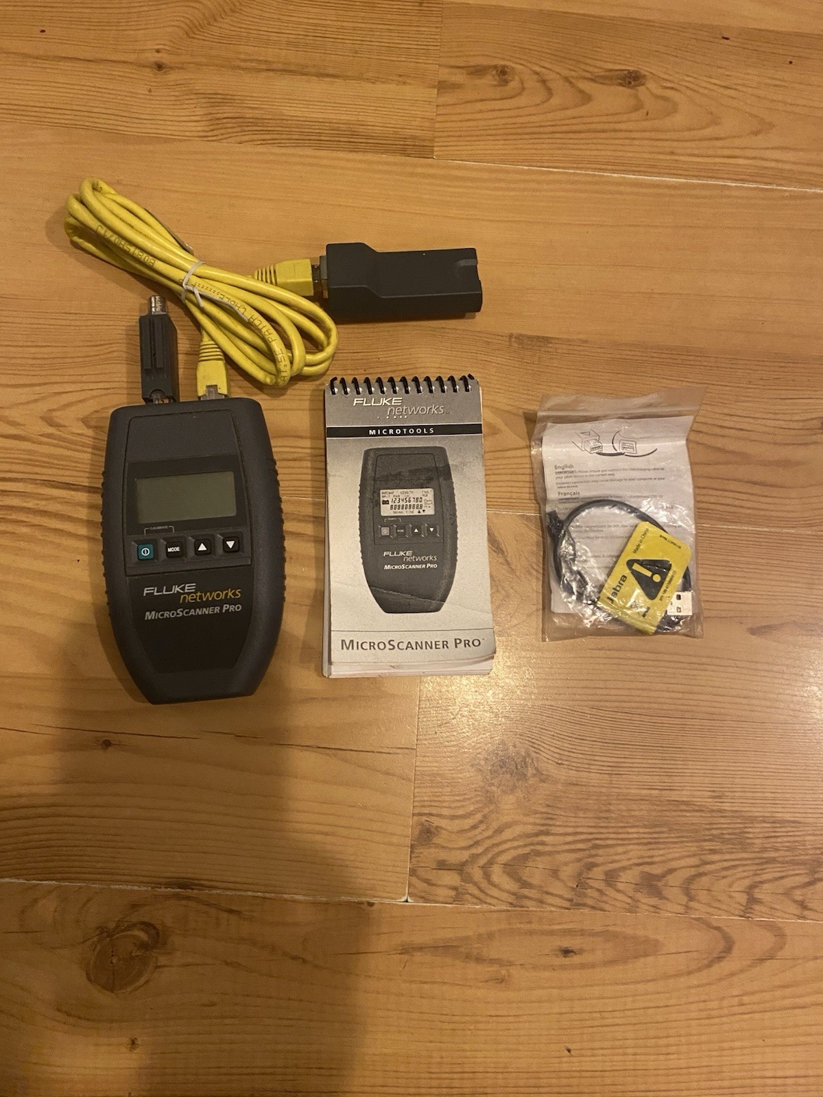 FLUKE NETWORKS MICROSCANNER PRO CABLE VERIFIER (TESTED)