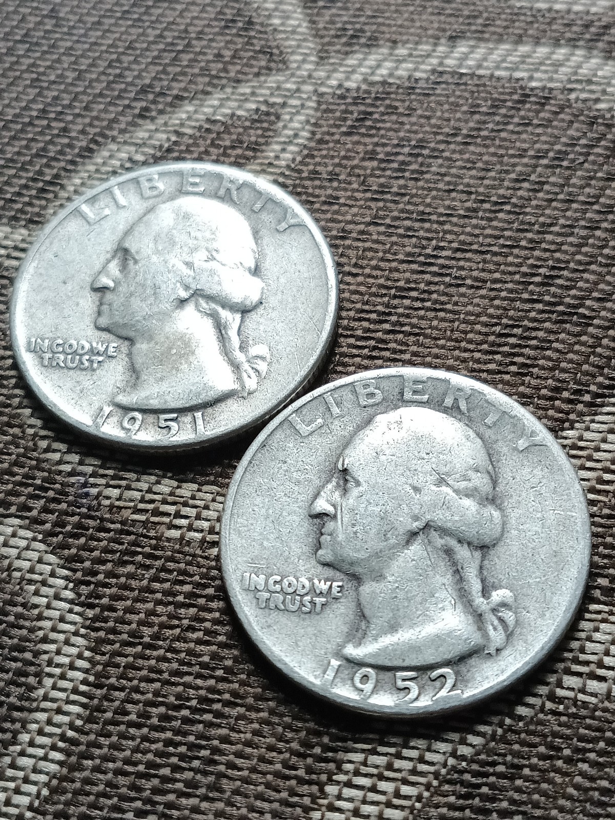 1951 P & 1952 D Washington Quarters 90 Percent Silver ￼