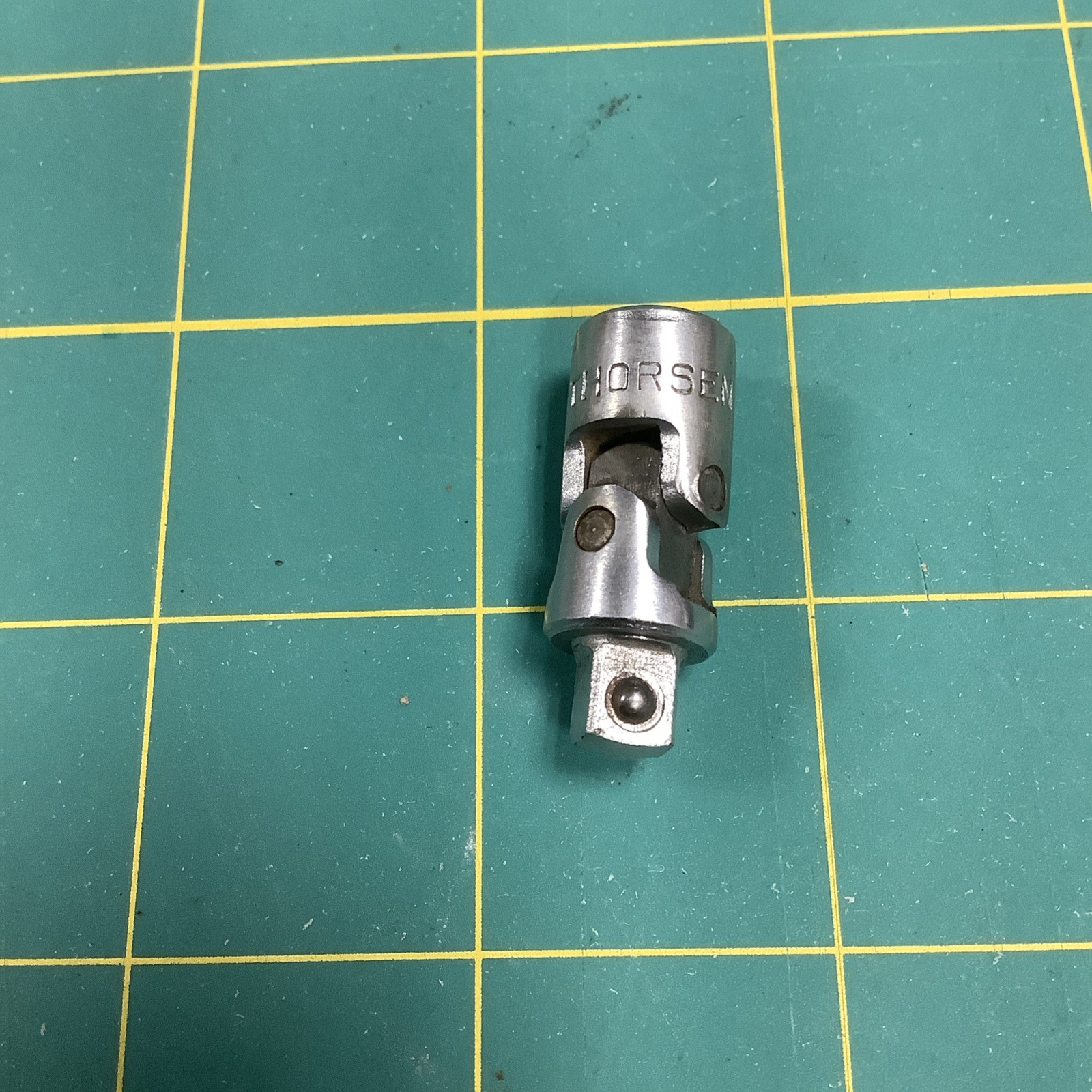Vintage Thorsen 33M 1/4” Universal Extension.
