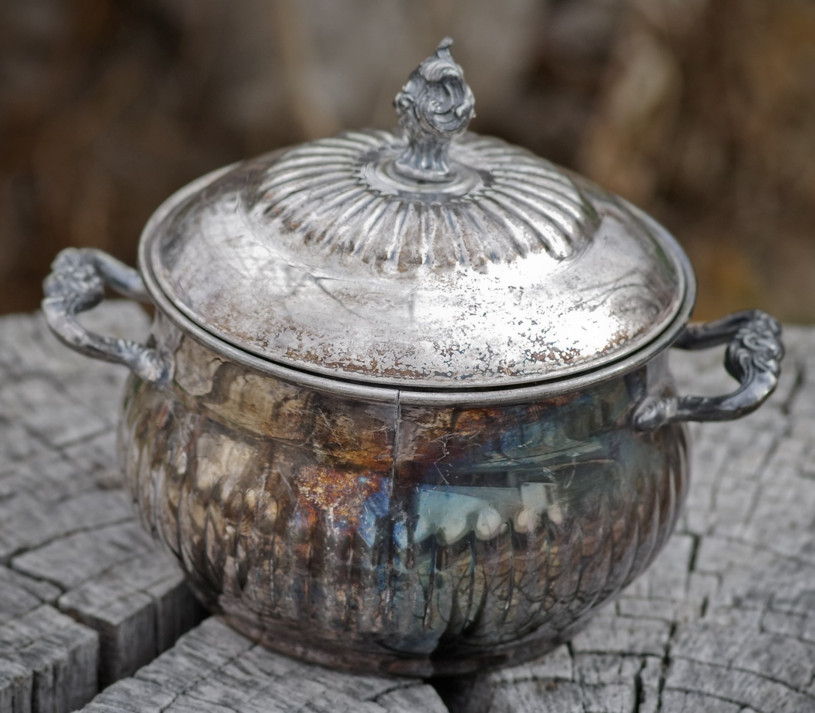VINTAGE Silver Plate COVERED BOWL Sheridan Made in USA 1950's