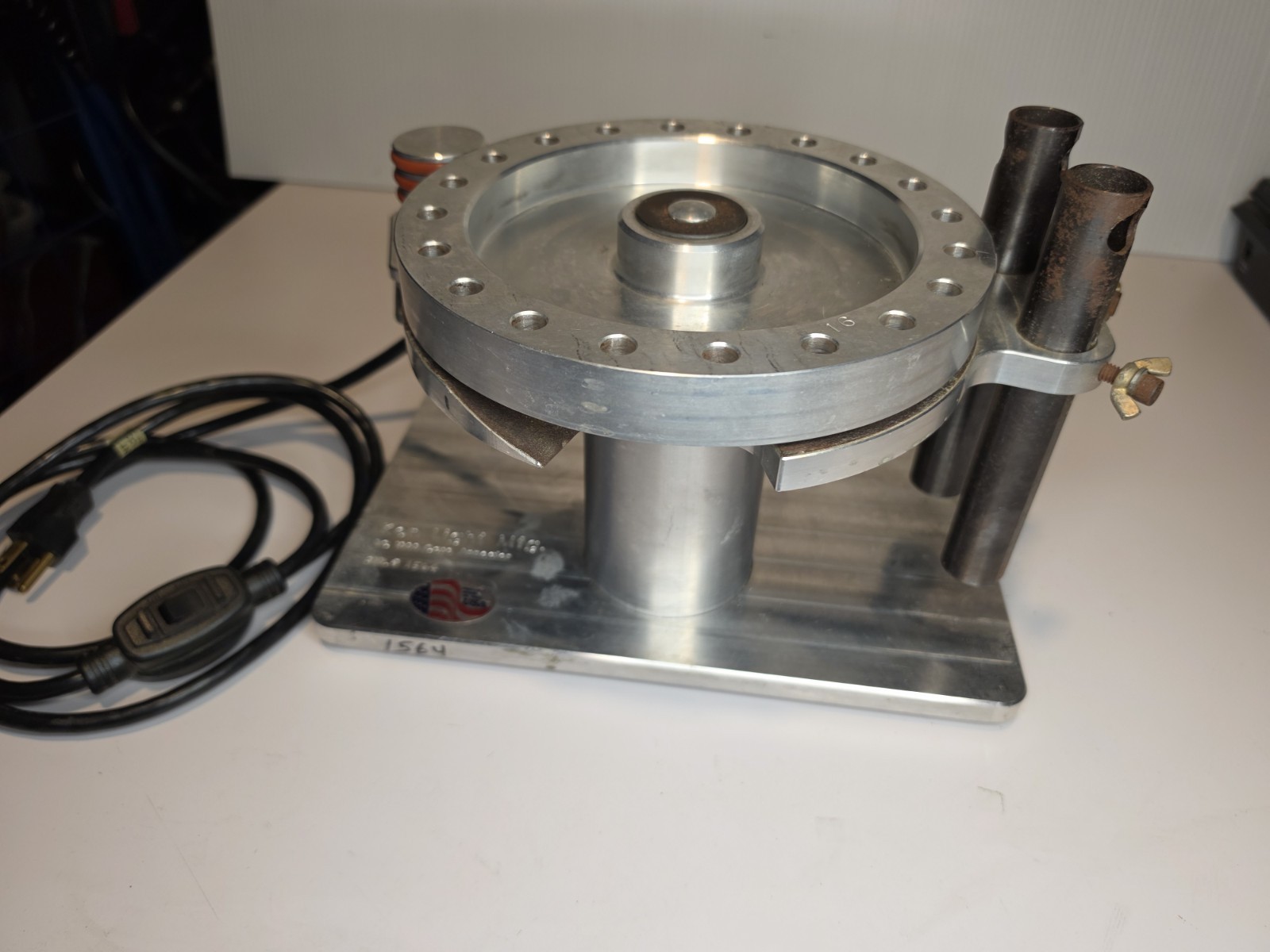 Ken Light Brass case annealer, annealing machine
