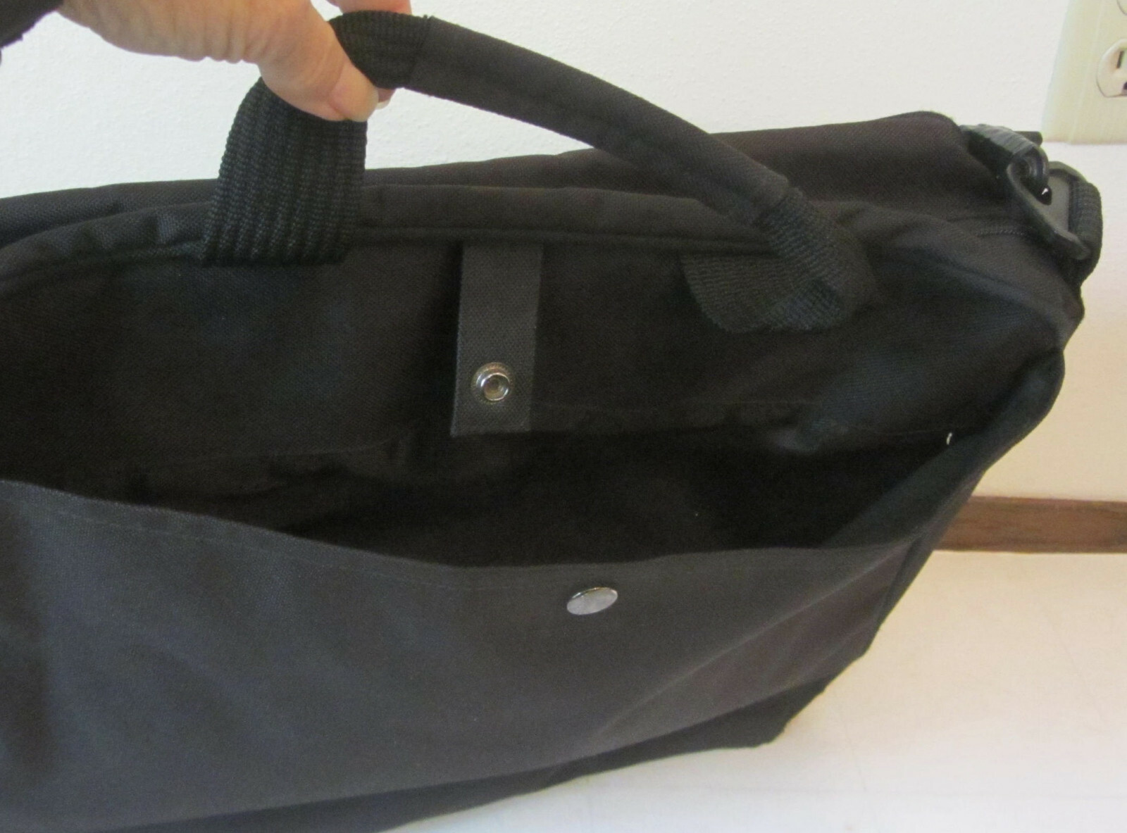 Colorado Black Canvas Laptop Computer BAG Pockets Shoulder Strap 16"