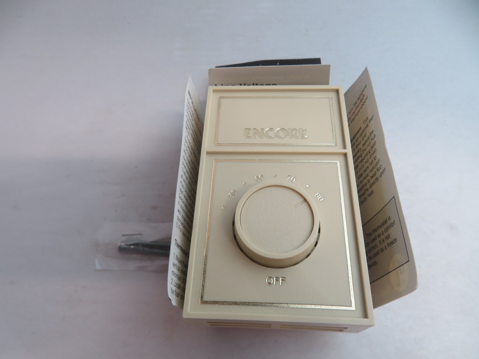 Encore E402 Line Voltage Thermostat Double-pole
