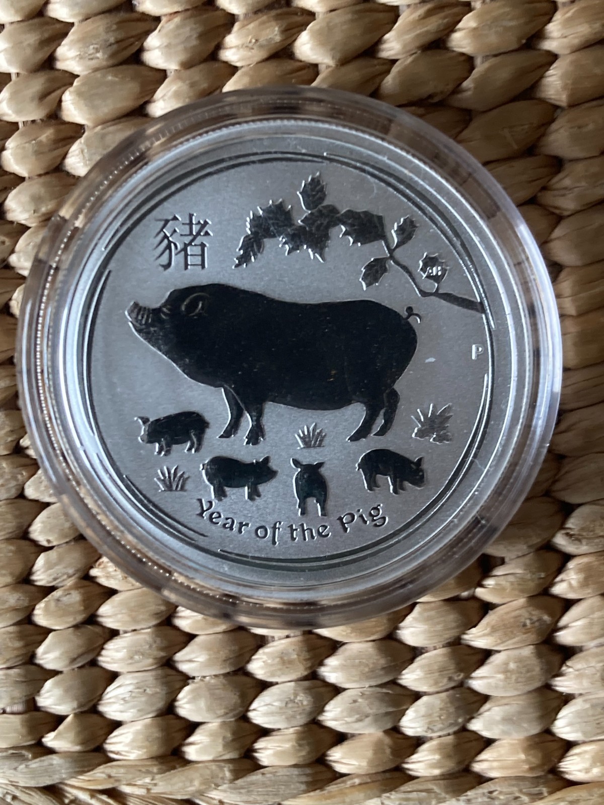 Perth Mint, 1x2019, 1/2oz, silver lunar II year of Pig coin in original mint cap
