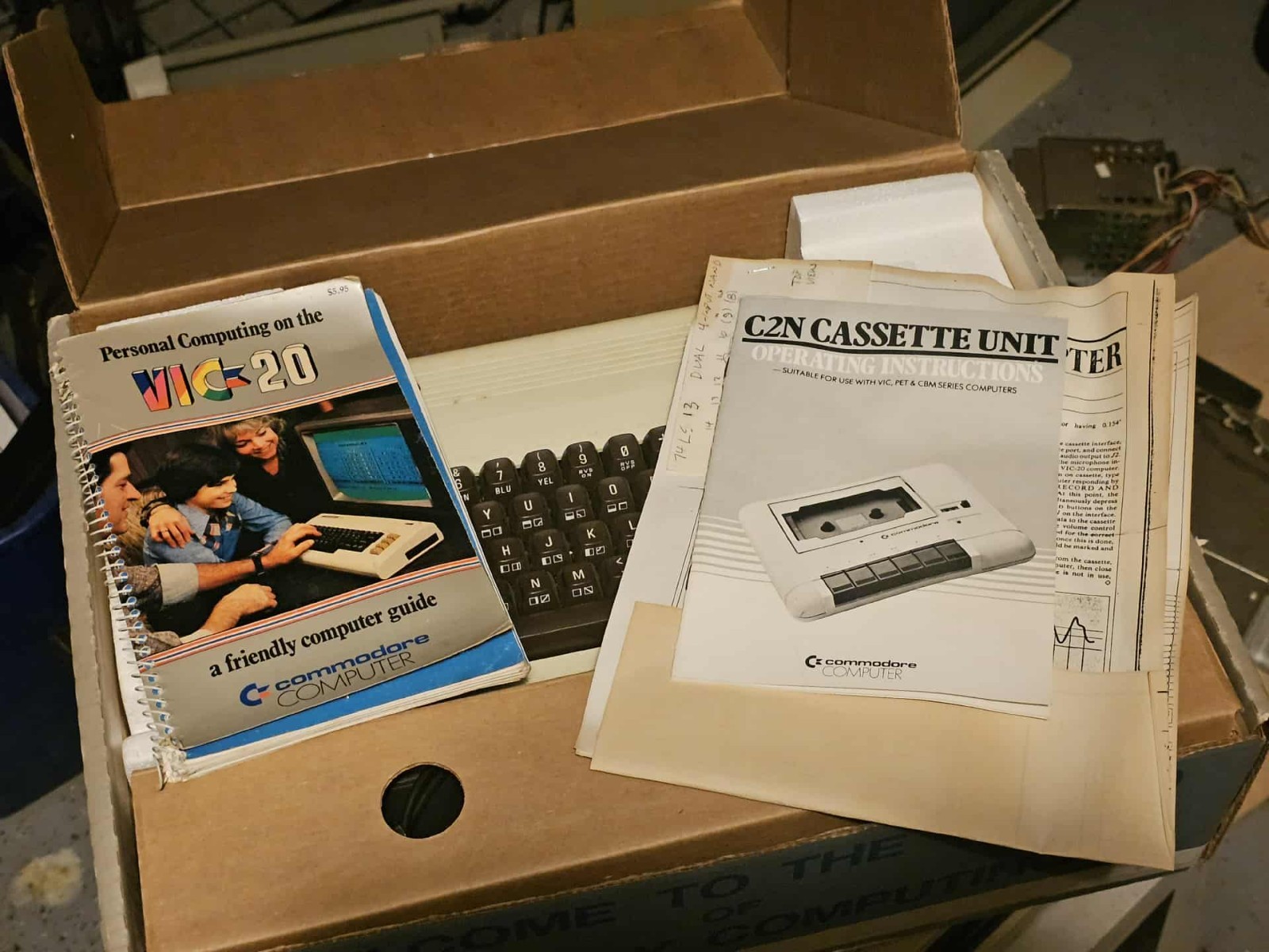 Retro 2x Lot Commodore VIC-20 Computer With Original Box Power Supply & Cables