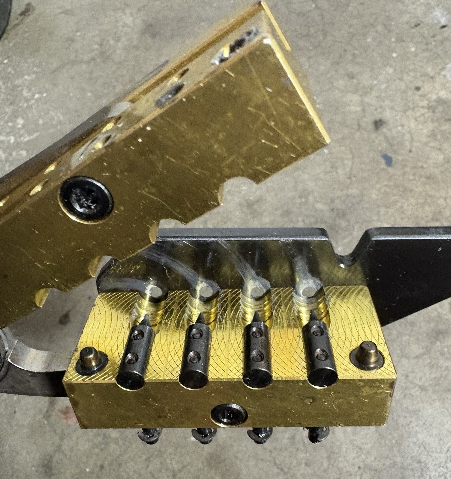 MP C385-180RF 4 Cavity Mold Lee 6cav Handles 180gn HB And Solid .358 Diameter