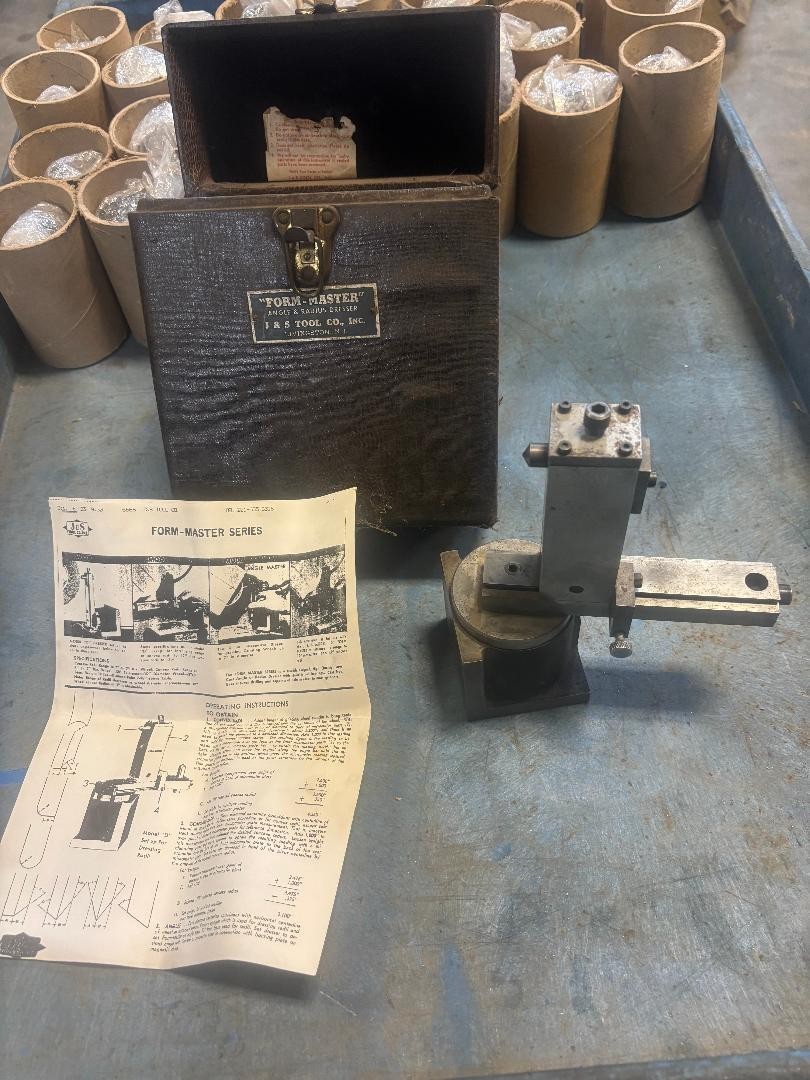 J & S TOOL RADIUS DRESSER