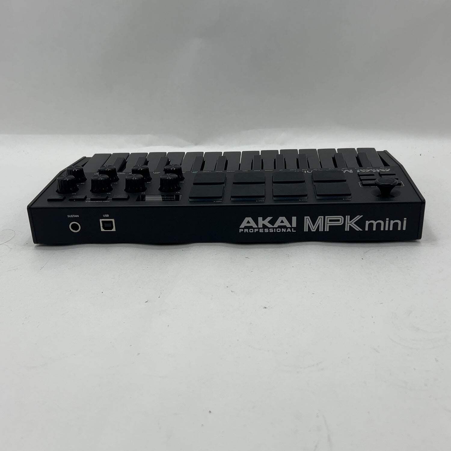 Broken Akai MPK mini Midi Keyboard SEE DESC