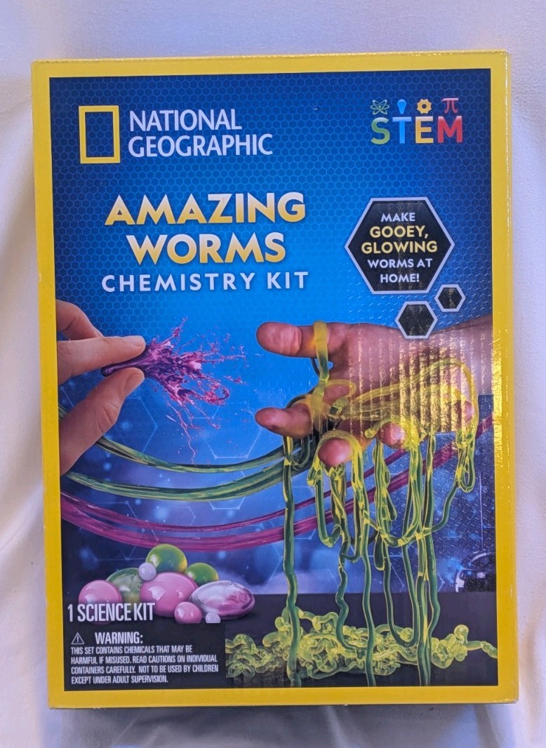 National Geographic Amazing Worms chemistry set New In Box
