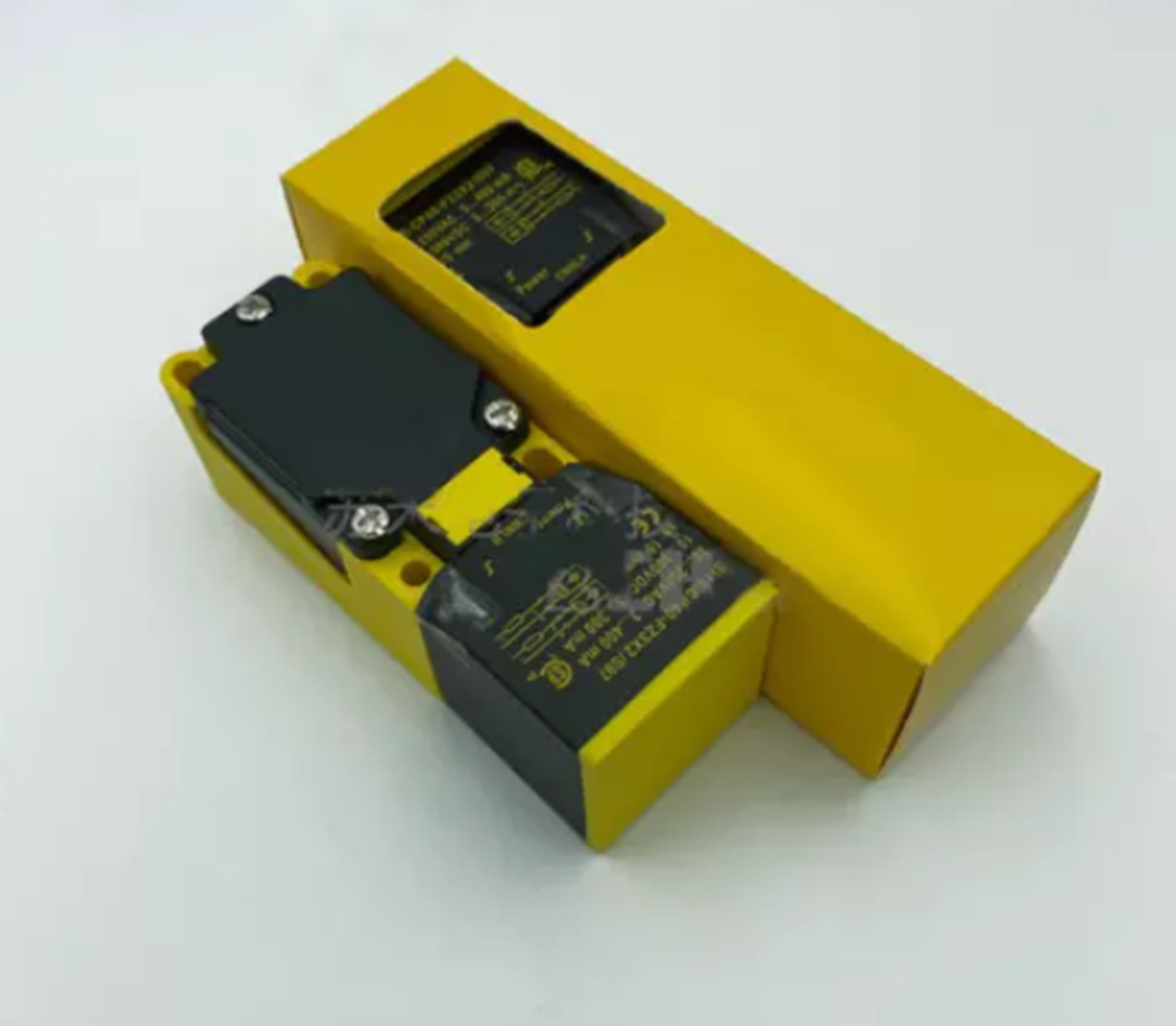 TURCK BI15-CP40-FZ3X2/S97 Rectangular Embedabble Inductive Proximity Sensor NEW