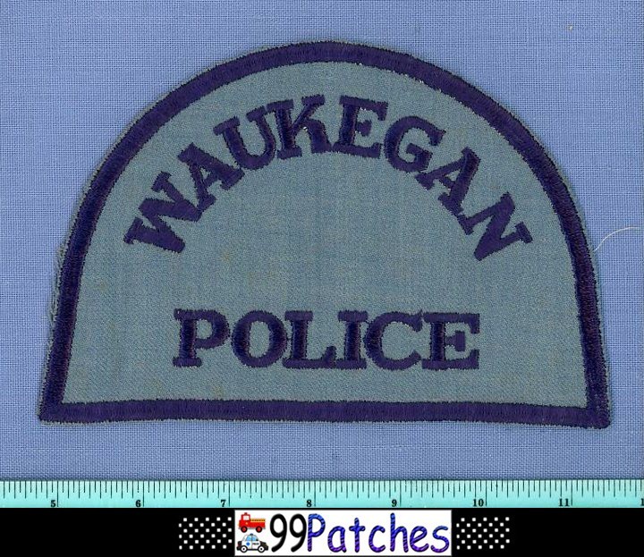 WAUKEGAN (Old Vintage LARGE RARE) ILLINOIS Police Shoulder Patch CHEESECLOTH 9Z