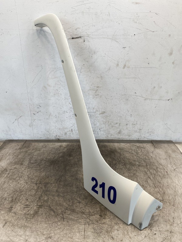 2007 Freightliner Columbia Cab Exterior Trim Panel A1840816001 (785-11106)