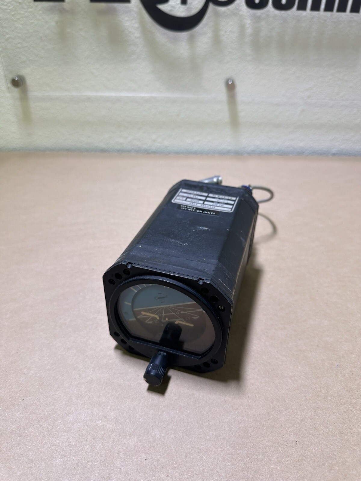 AIM Attitude Gyro 52D66 700-2CF (2665)