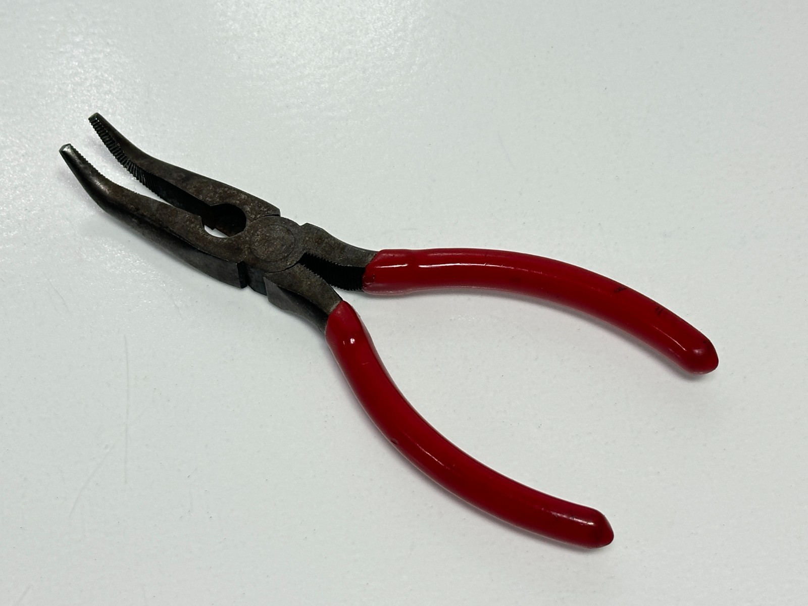 MAC Tools P301956 6.5" Long Angle Bent Needle Nose, Side Cutter Red Grip Pliers