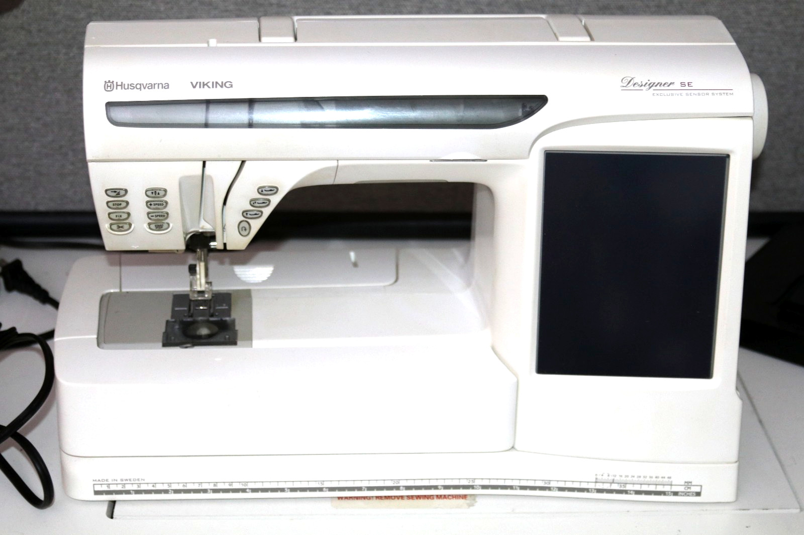 The Husqvarna Viking Designer SE Computerized Sewing Embroidery Machine