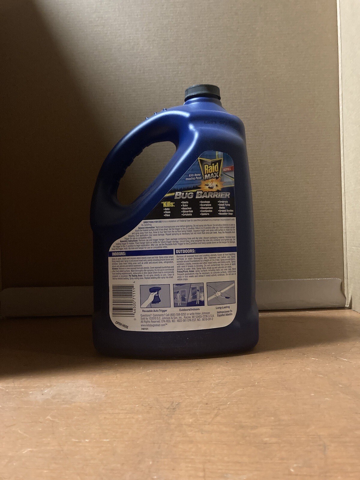 raid max bug barrier Refill 128 Oz