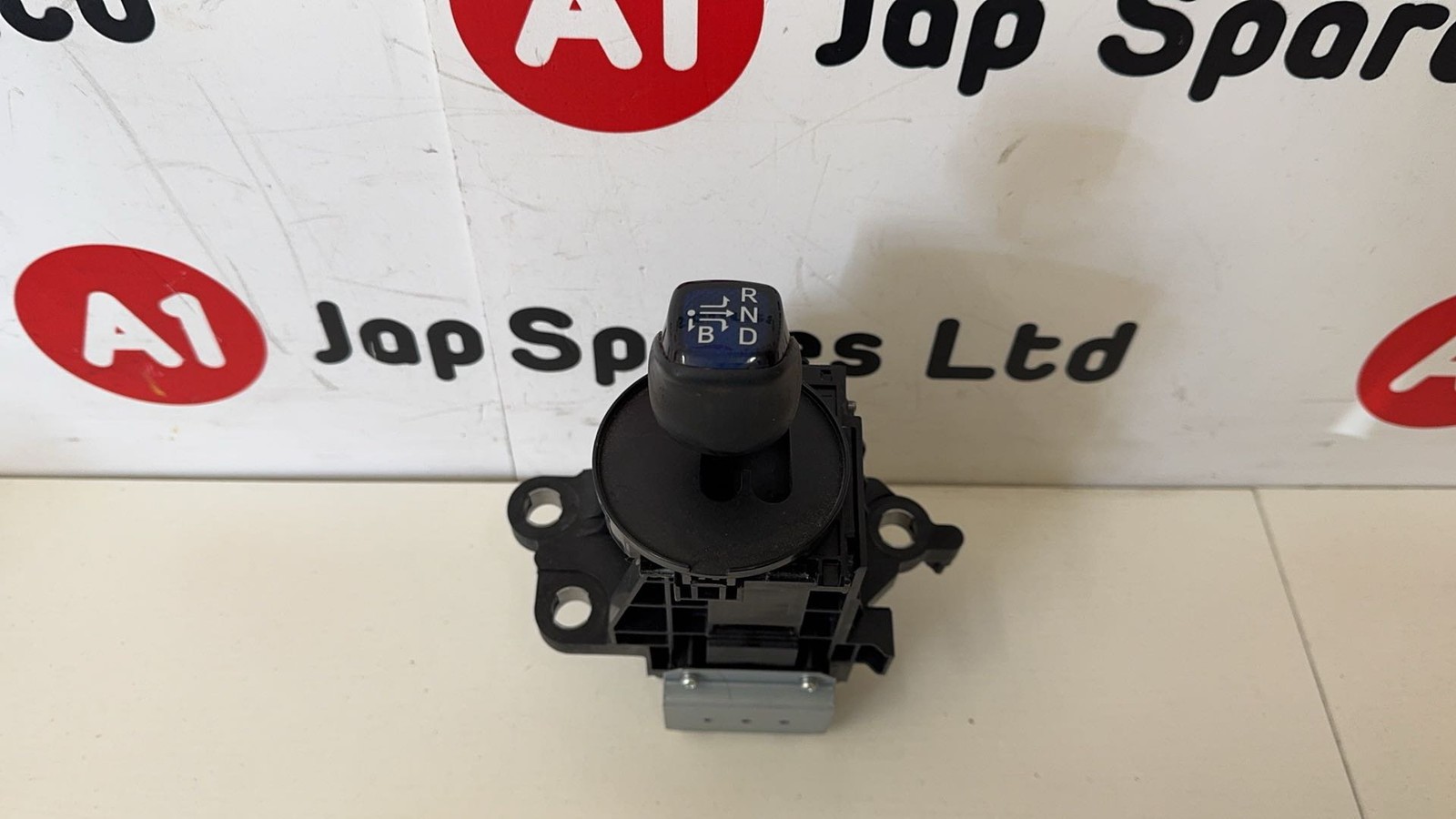 2017-2021 TOYOTA PRIUS MK4 ZVW51 1.8 HYBRID CVT GEAR SELECTOR LEVER 75G202-RHD