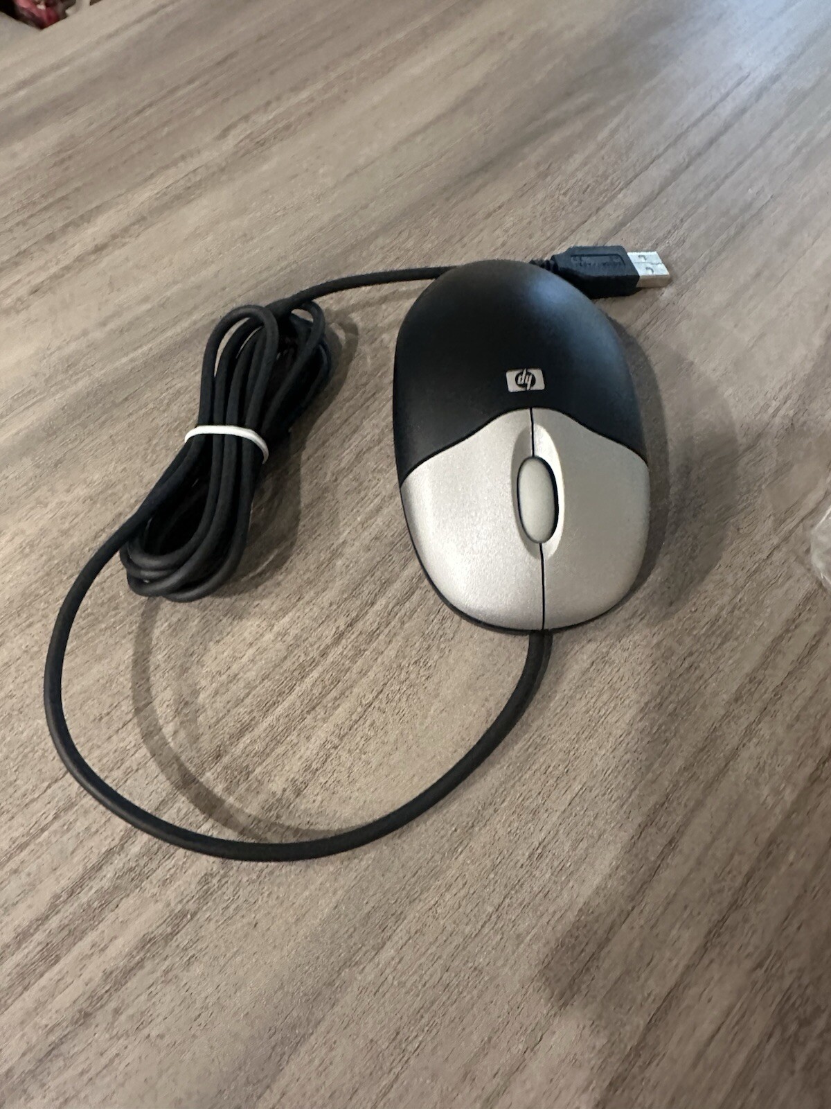 HP Hewlett Packard USB Wired Optical Mouse (M-UAE96)