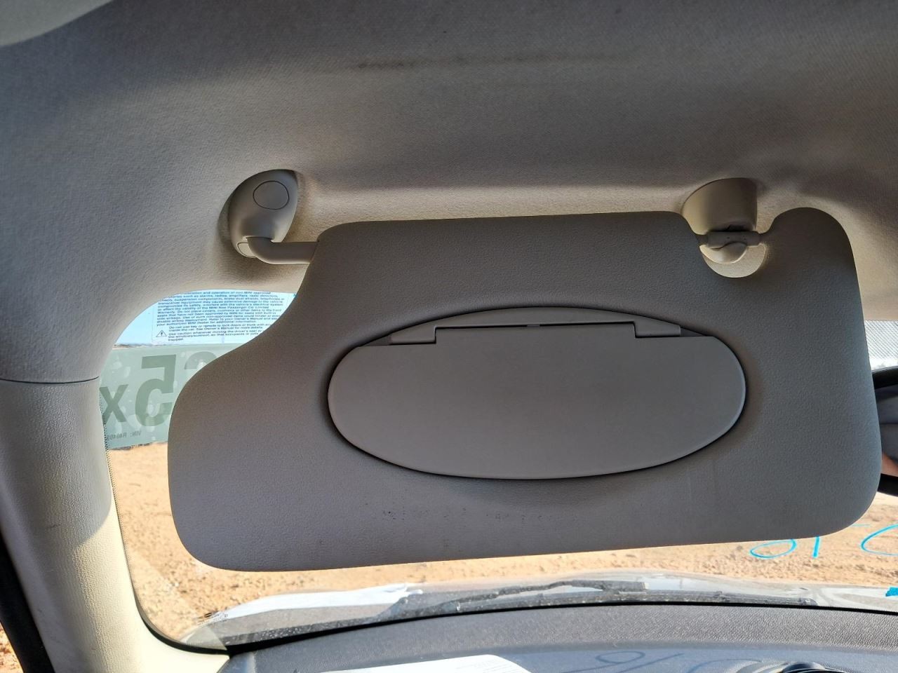 COUNTRYMA 2014 Glove Box 4875399
