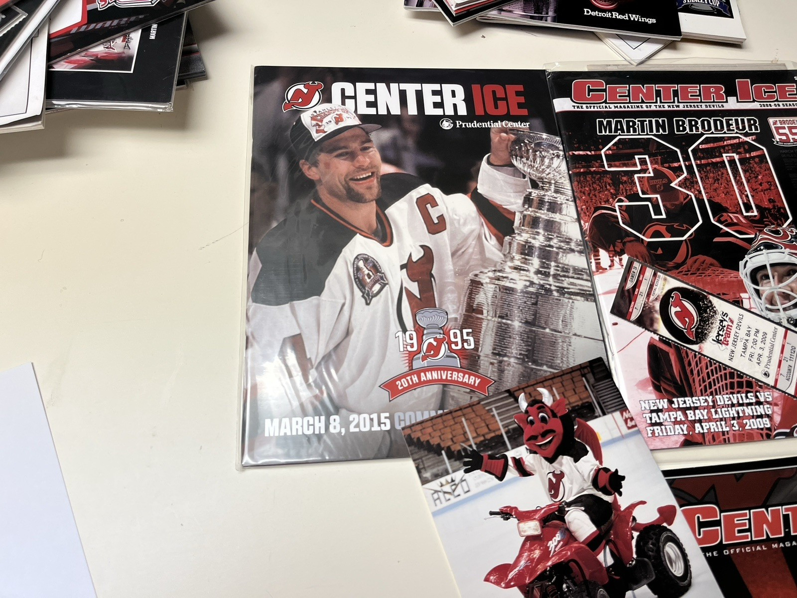 Vintage/Classic Lot of 5 NJ DEVILS Magazines/Programs - NM Condition Plus Extras