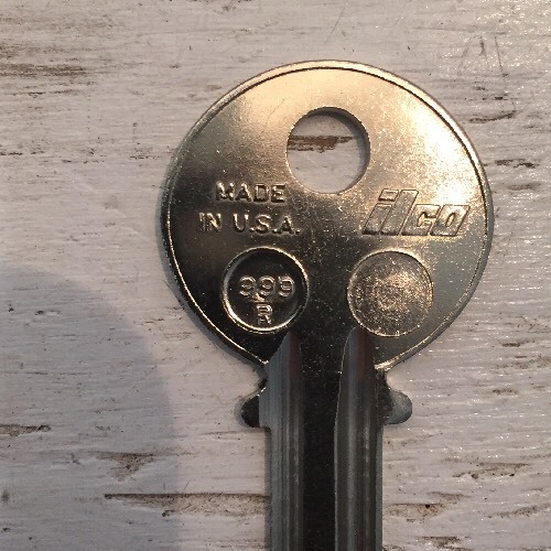 Ilco Blank Key for Yale 999R Keyway