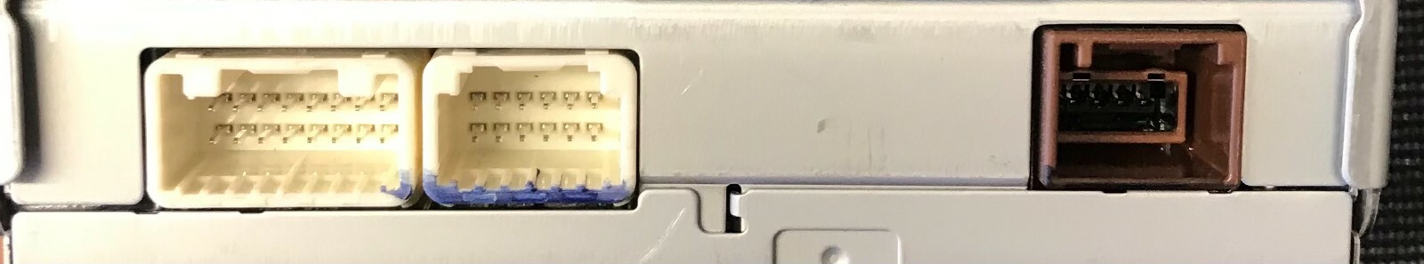 2011 2012 2013 2014 TOYOTA SIENNA COMPUTER MULTIMEDIA INTERFACE 861A0-08011 OEM