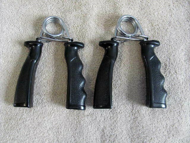 Set of Hand Grippers Heavy Duty ~ Exercise & Strengthening ~NEW~ FREE SHIPPING