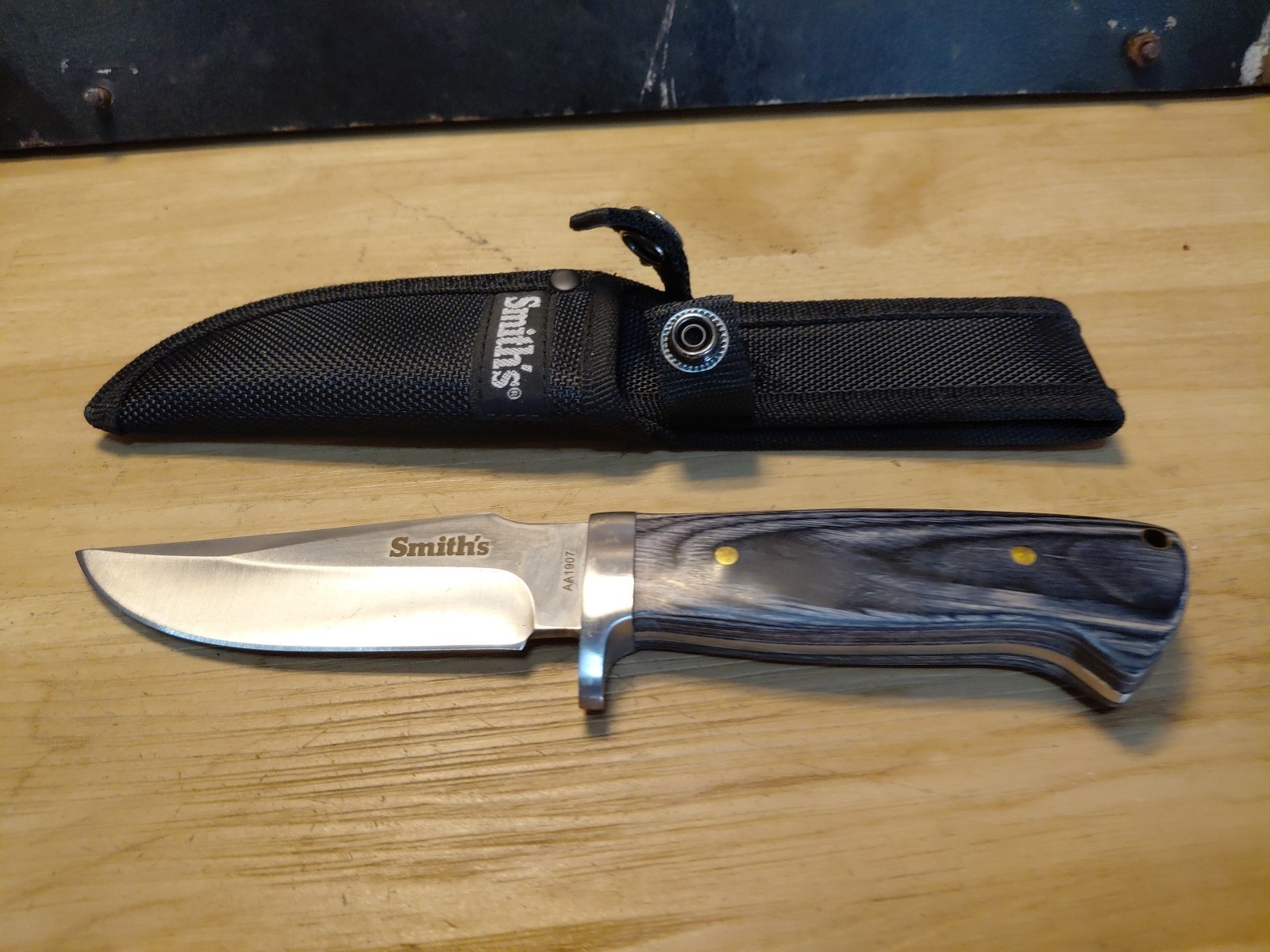 New No Box Smith's Edge Sport Fixed Blade Knife Model AA1907,nice