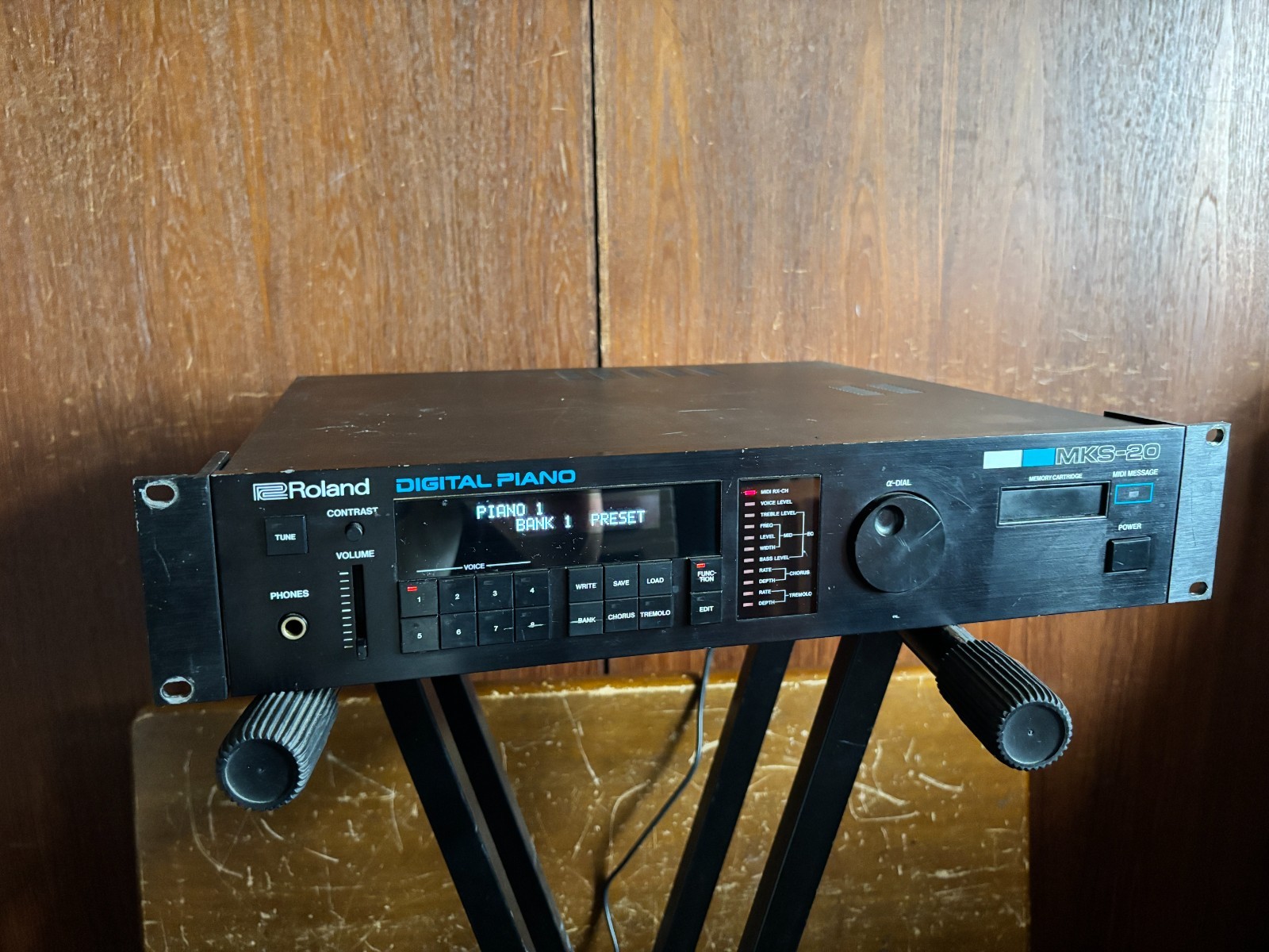 Roland MKS-20 Digital Piano Sound Module rackmount RD-1000 New battery & Display