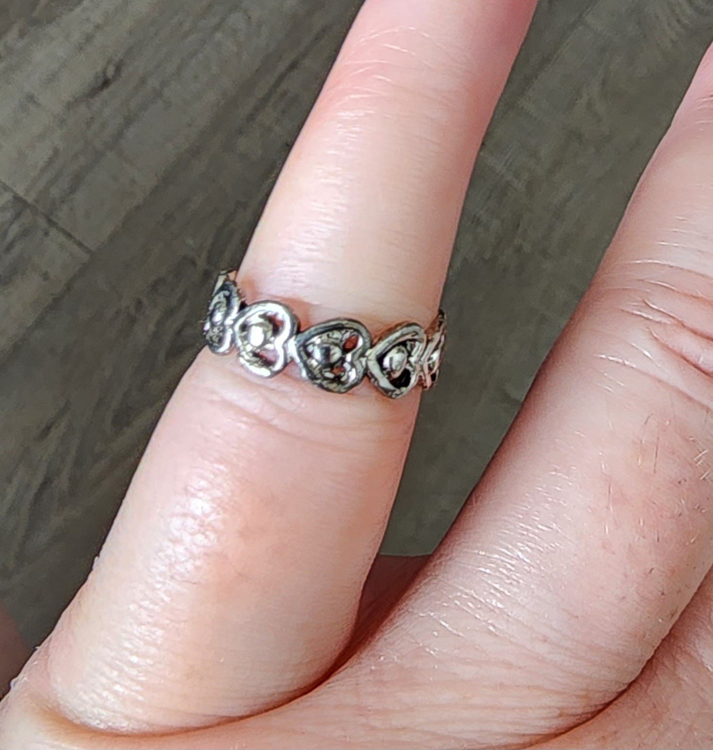 Silver Tone Hearts Toe Ring Size 4