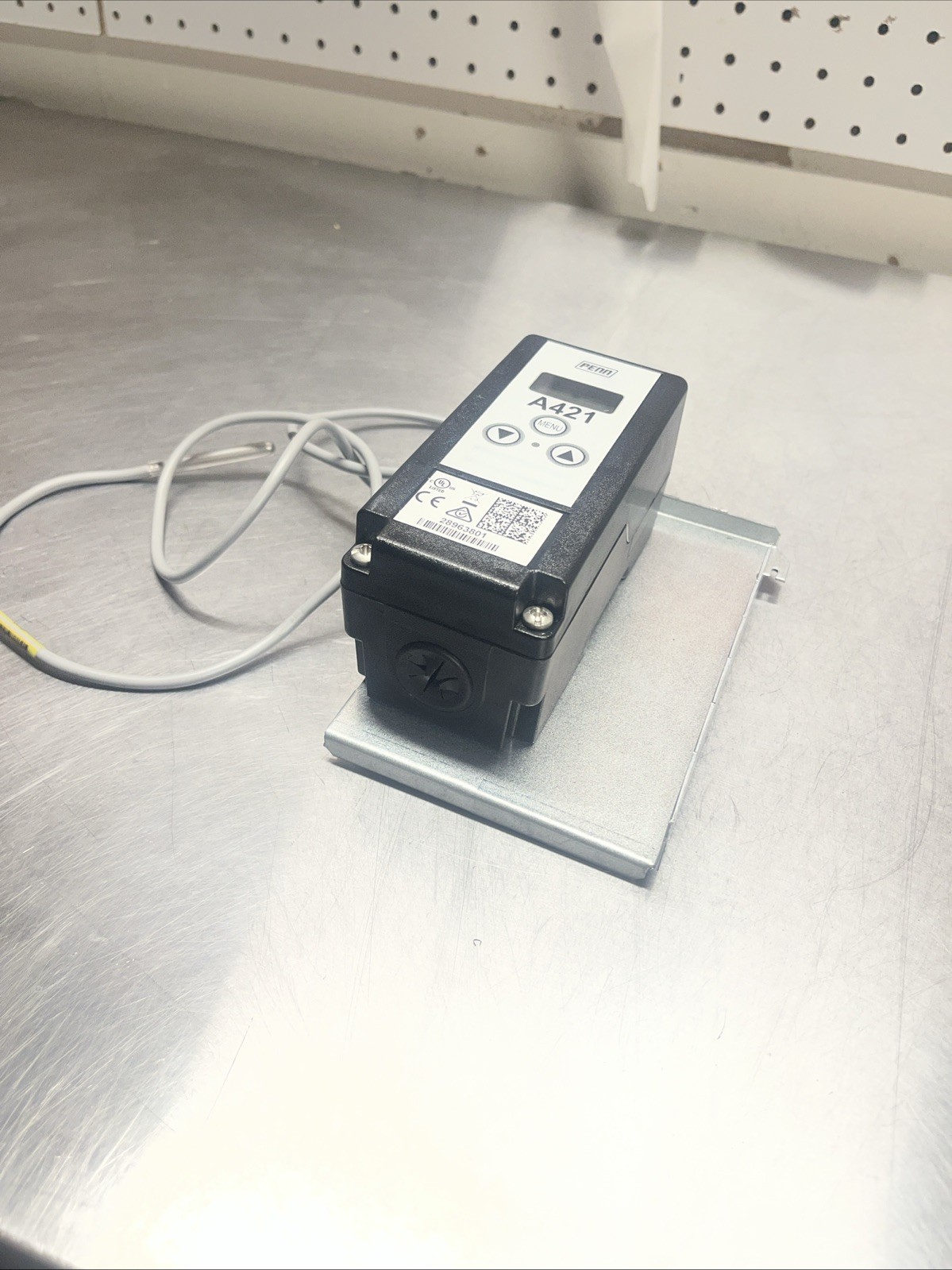 Johnson Controls A421abd-227D Temperature Control, Temperature Thermostat