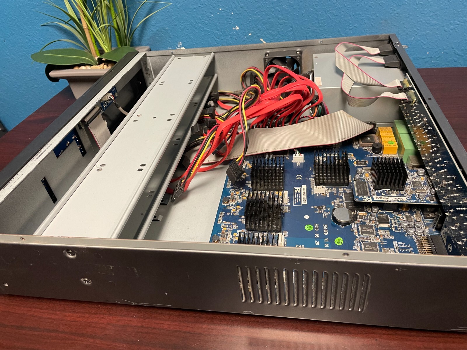 LTS LTD2516FD Enterprise Grade DVR (No Hard Drive)